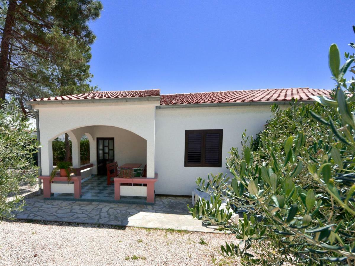 Holiday Home Ana-2 By Interhome วีร์ ภายนอก รูปภาพ