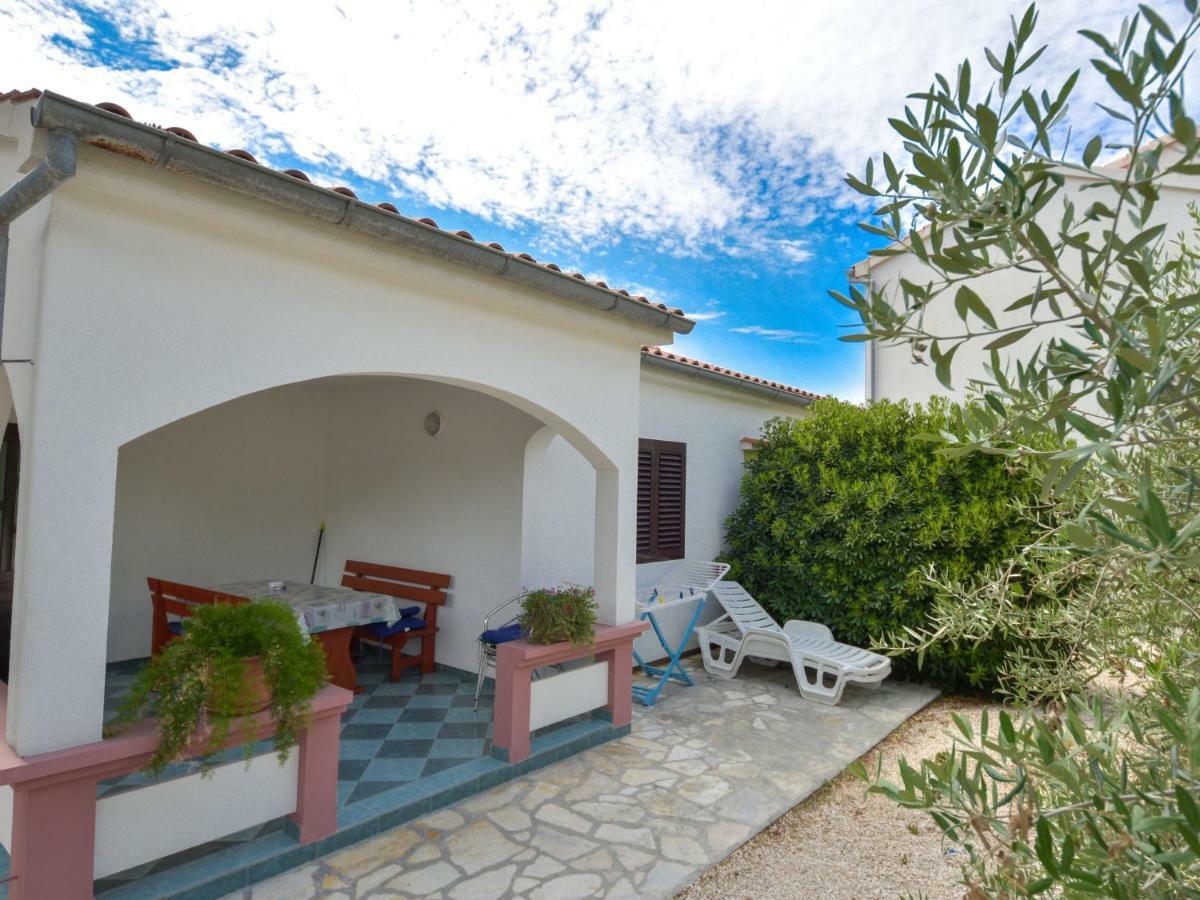 Holiday Home Ana-2 By Interhome วีร์ ภายนอก รูปภาพ
